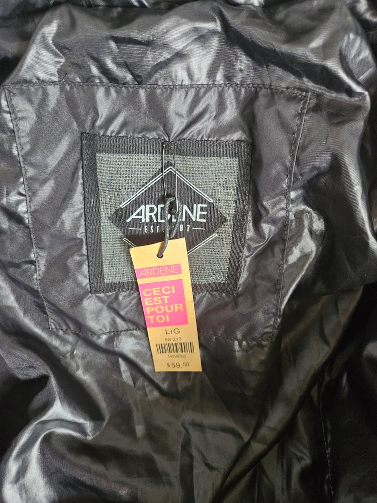 New Ardene Black Puffer Jacket - Size L image indicator(5)