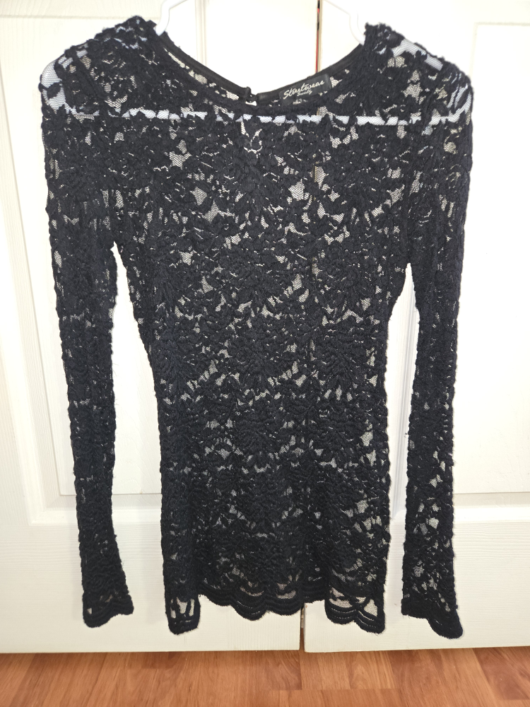 Black Lace Top - photo 2
