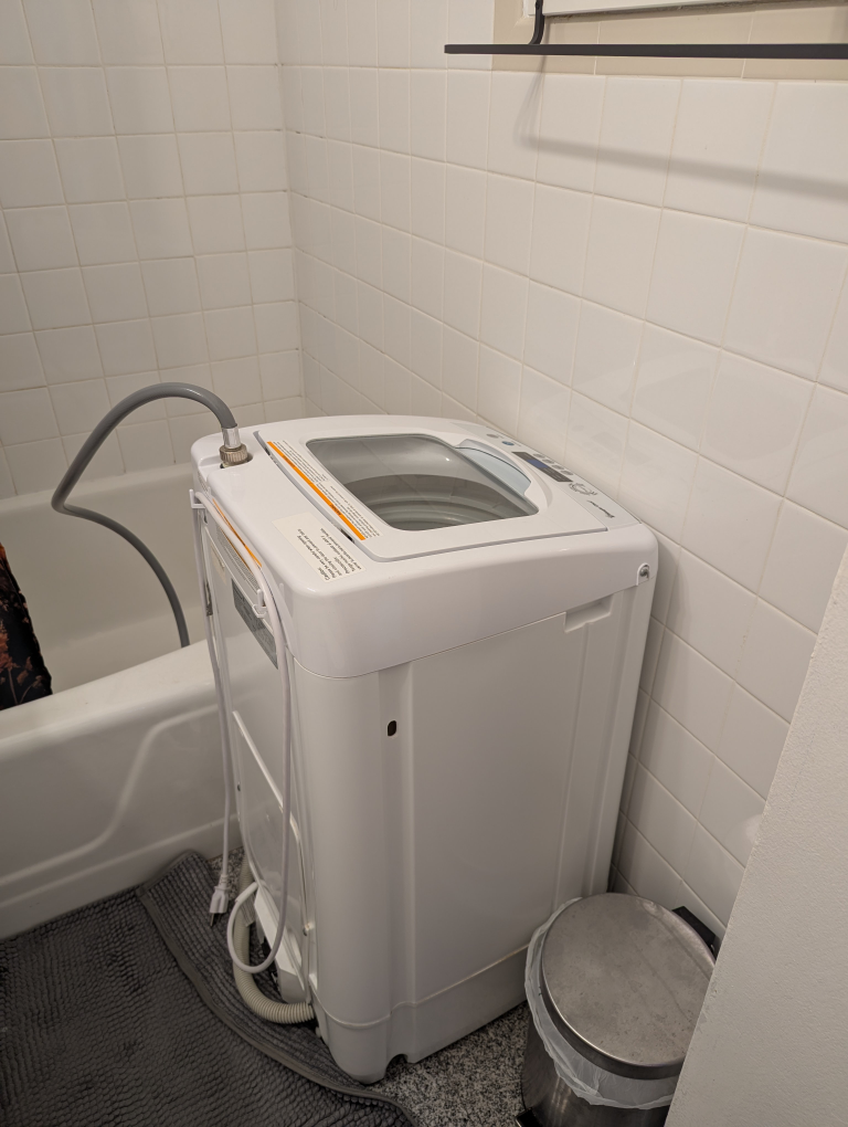 Magic Chef White Compact/Portable Washing Machine - photo 5