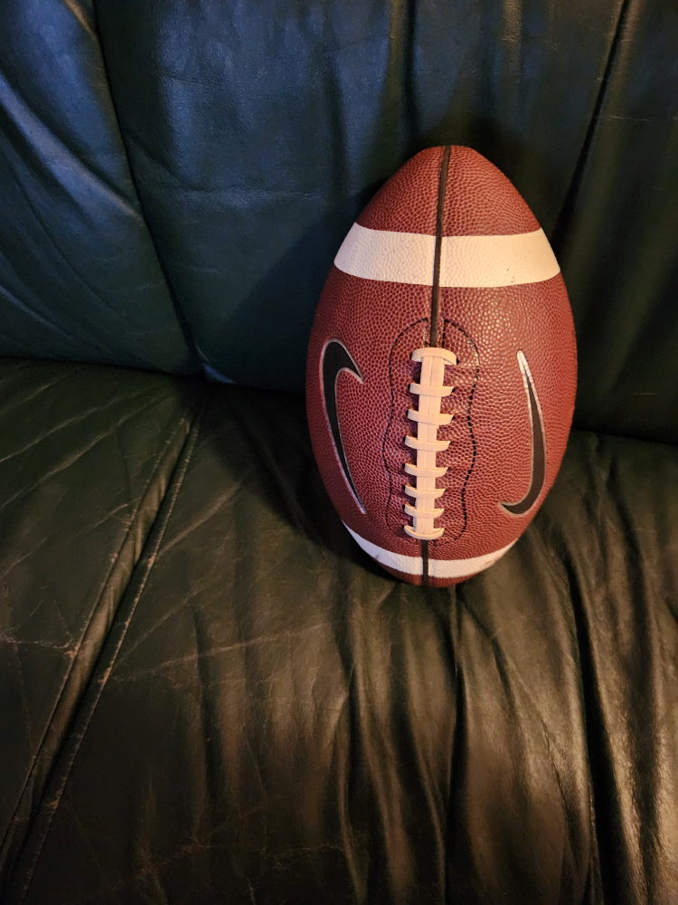 Nike Vapor Jet 5.0 Football and Spalding basketball - photo 3