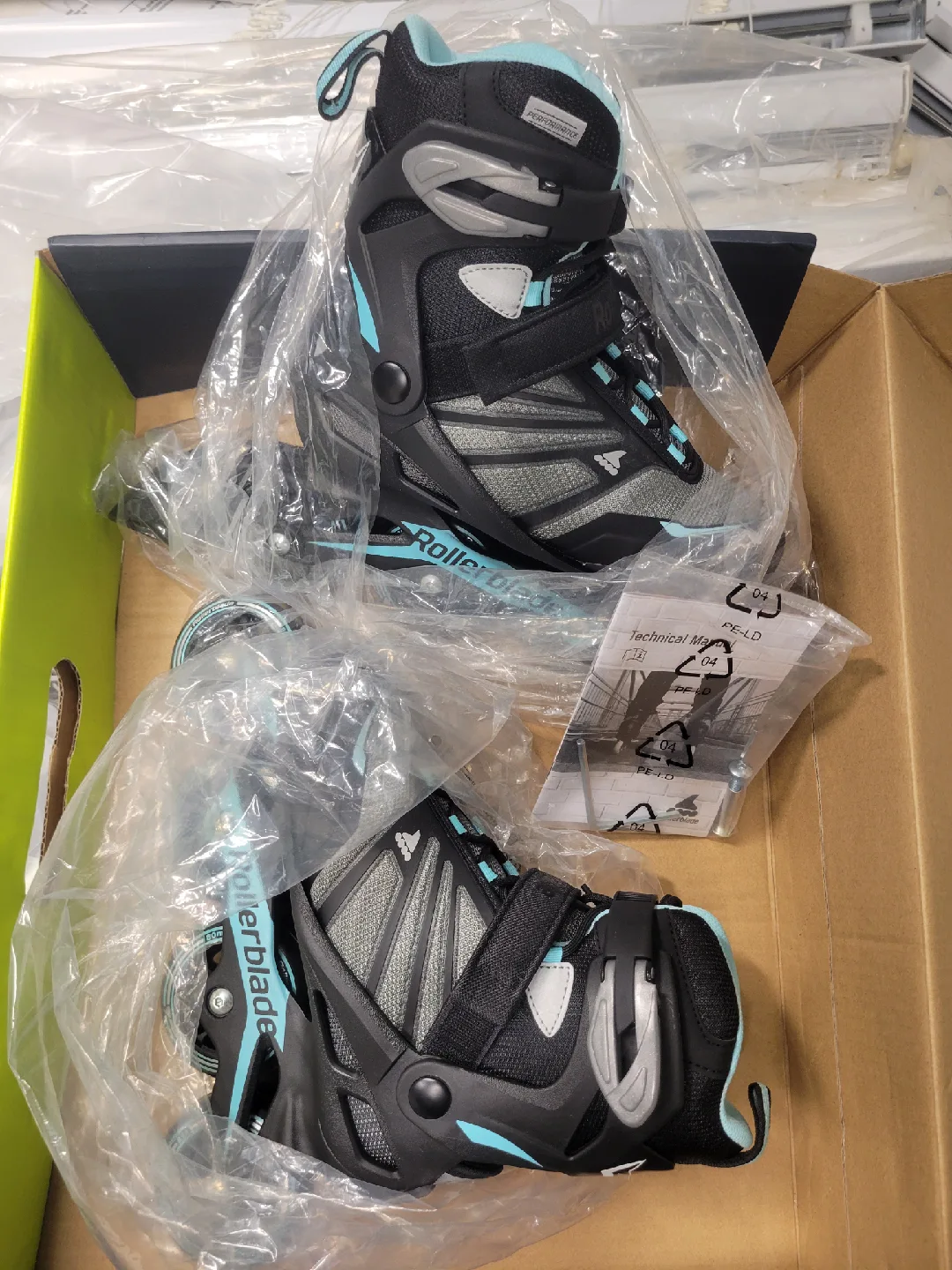 Rollerblade Zetablade W Roller Skates - US Women's Size 6