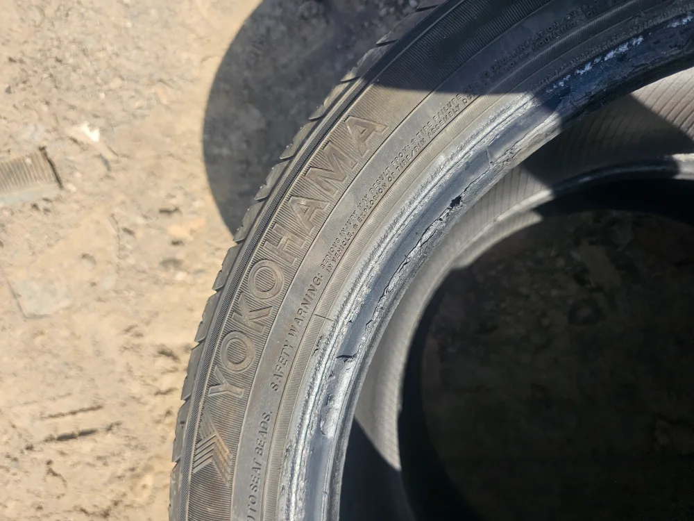 2X235/45/R18 Yokohama all season tires only 2 thumbnail