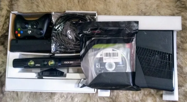 Xbox360° Console & Kinect. image indicator(5)