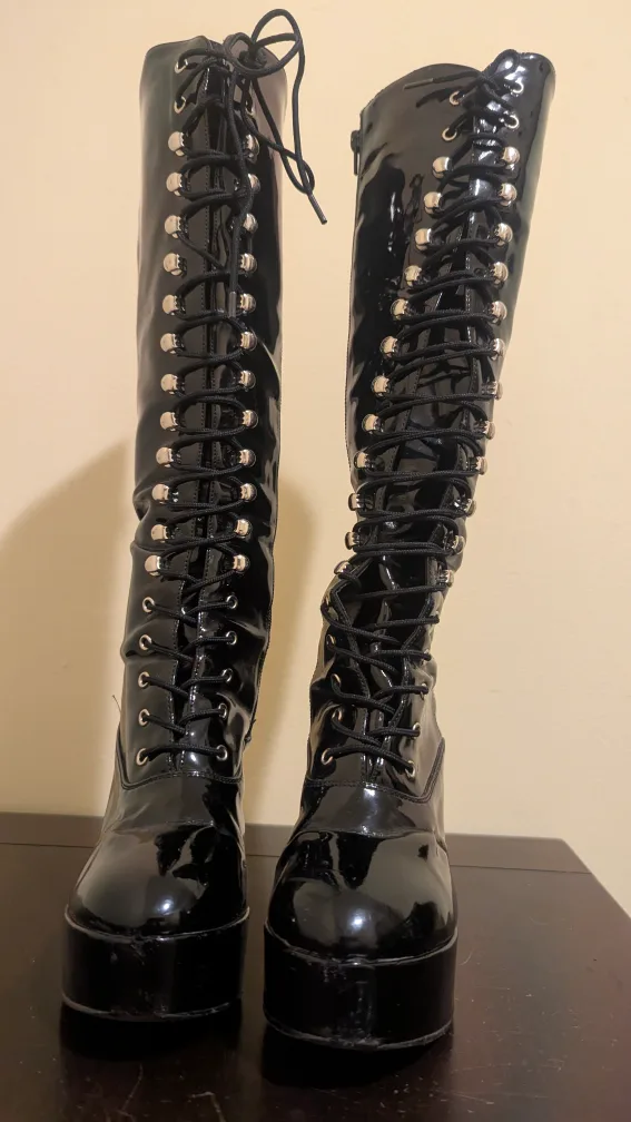 Black Patent Platform Knee-High Boots image indicator(4)