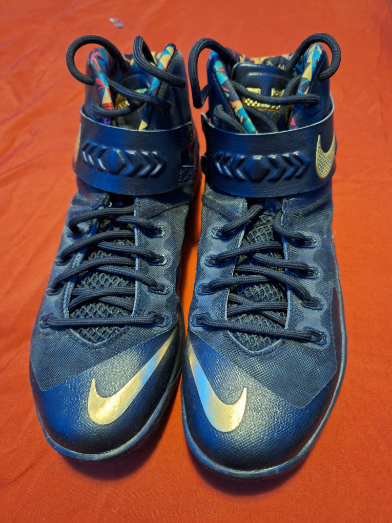 Nike LeBron Soldier VIII Basketball Shoes  - 10