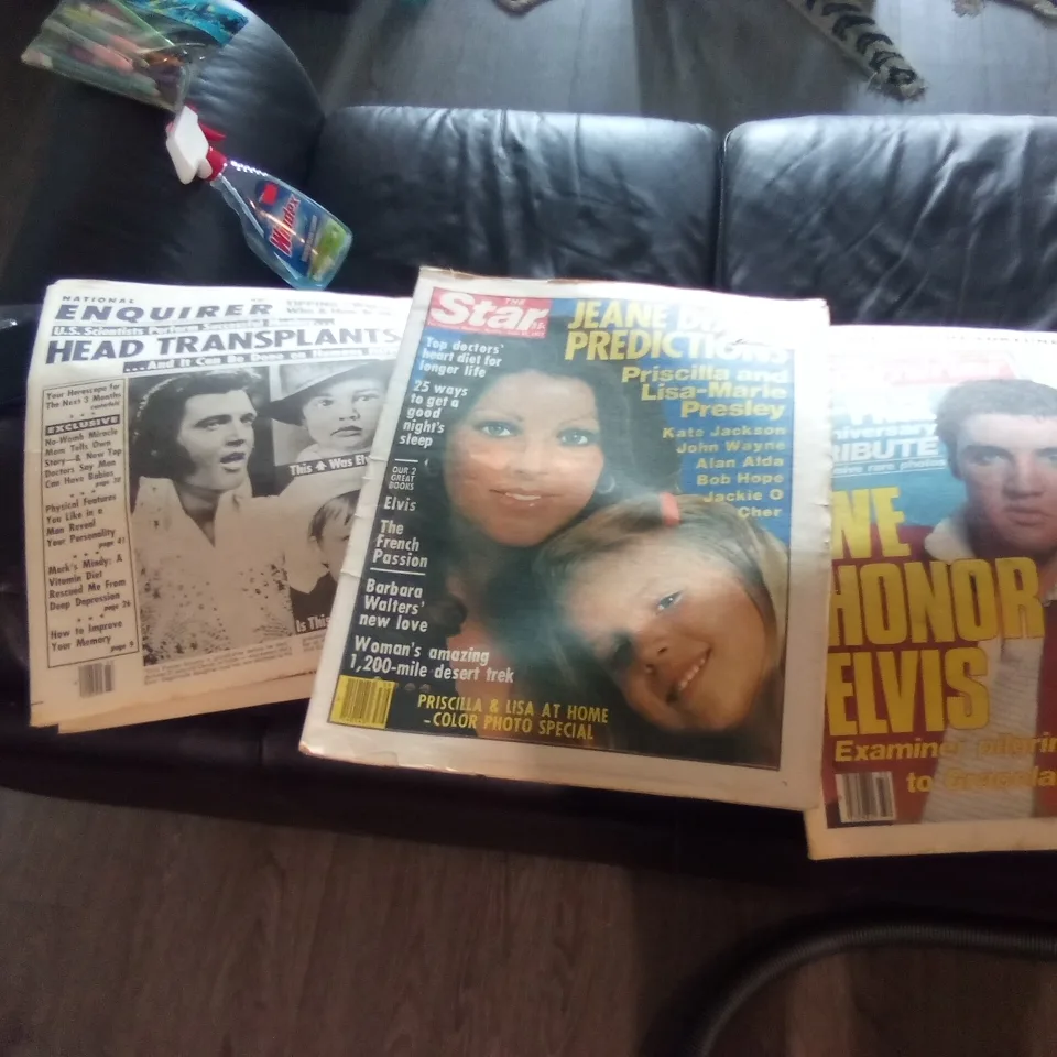 Elvis magazines image indicator(2)