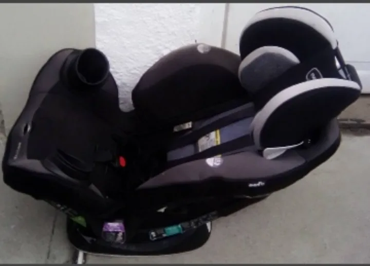 Evenflo EveryStage DLX All-in-One Car Seat image indicator(2)