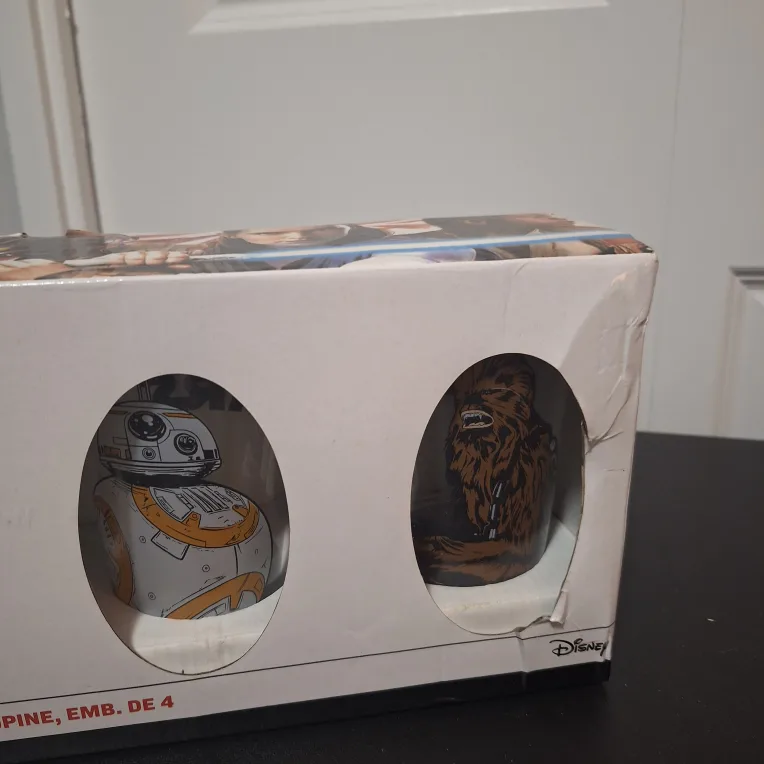 Star Wars Pint Glass 4 Pack - New in Box! image indicator(3)