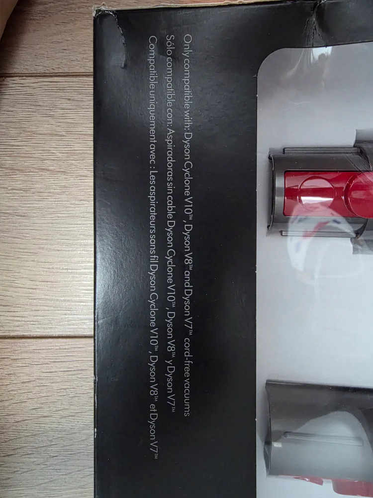 Dyson Car Cleaning Kit -  New in box image indicator(2)