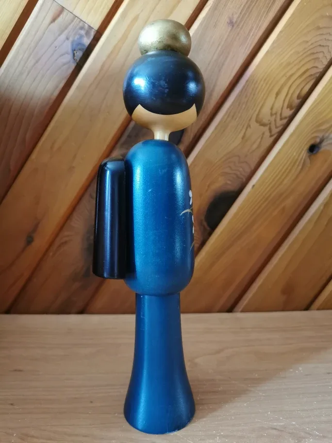 Vintage Kokeshi Doll image indicator(3)