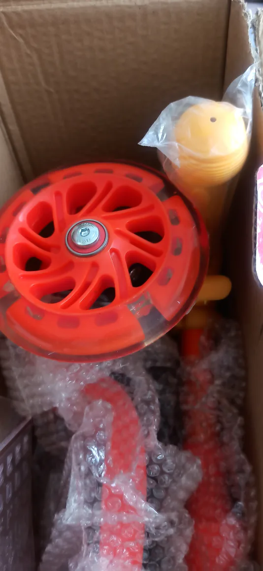 New Kickskoter Mini Scooter - Orange image indicator(8)