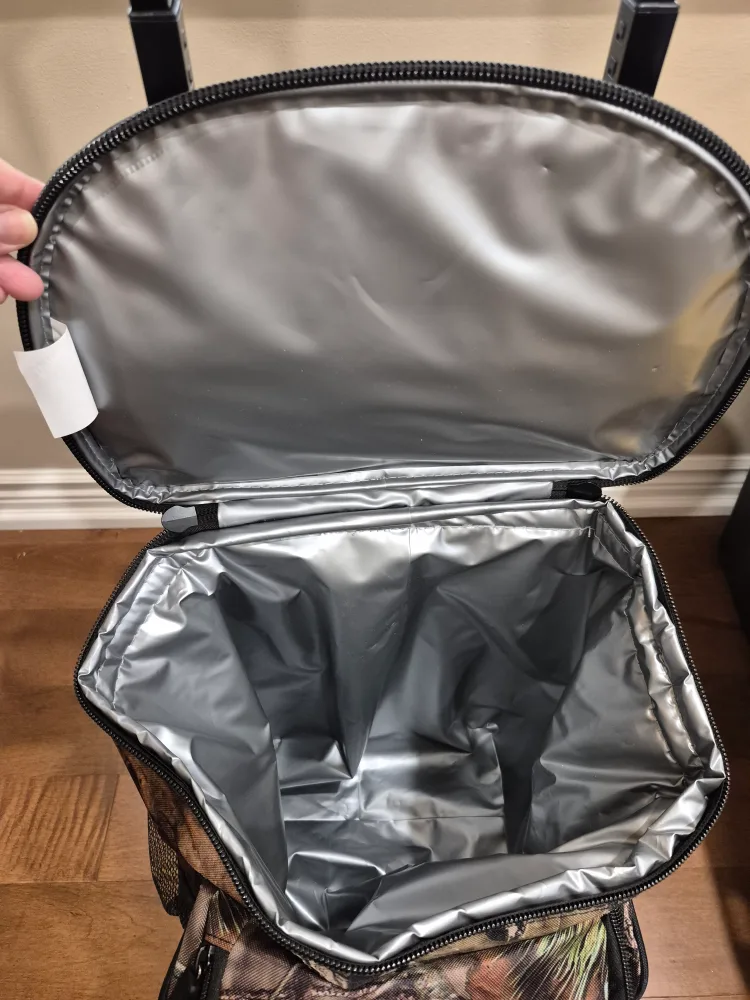 Uline Rolling Cooler Bag - Camo image indicator(2)
