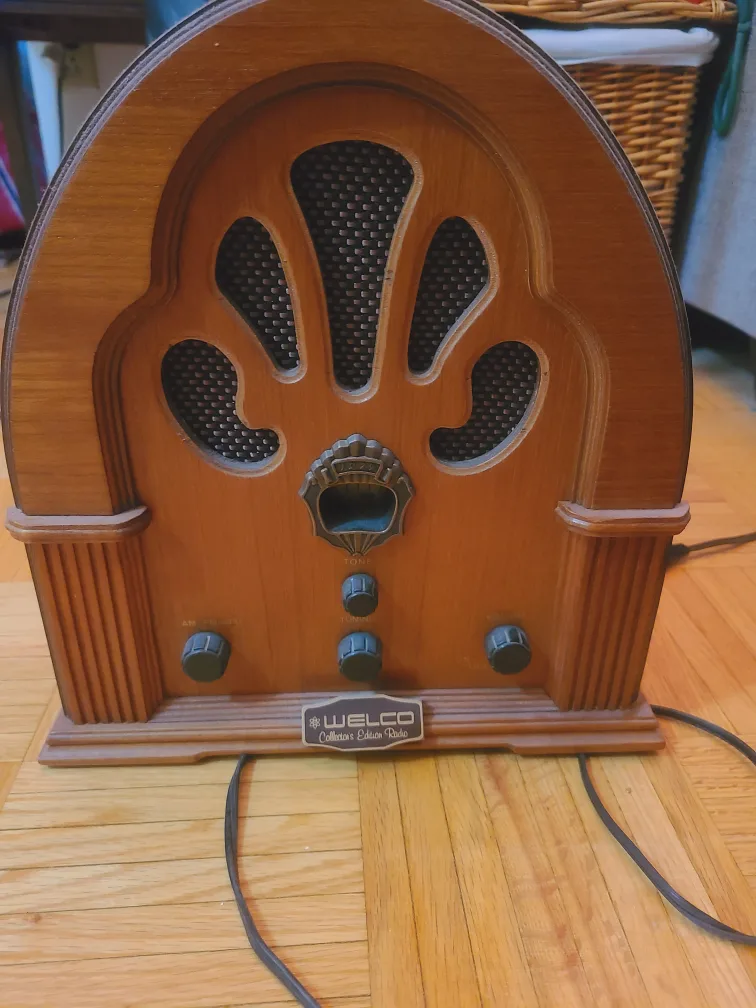 Read Ad: Decorative WELCO  Radio thumbnail