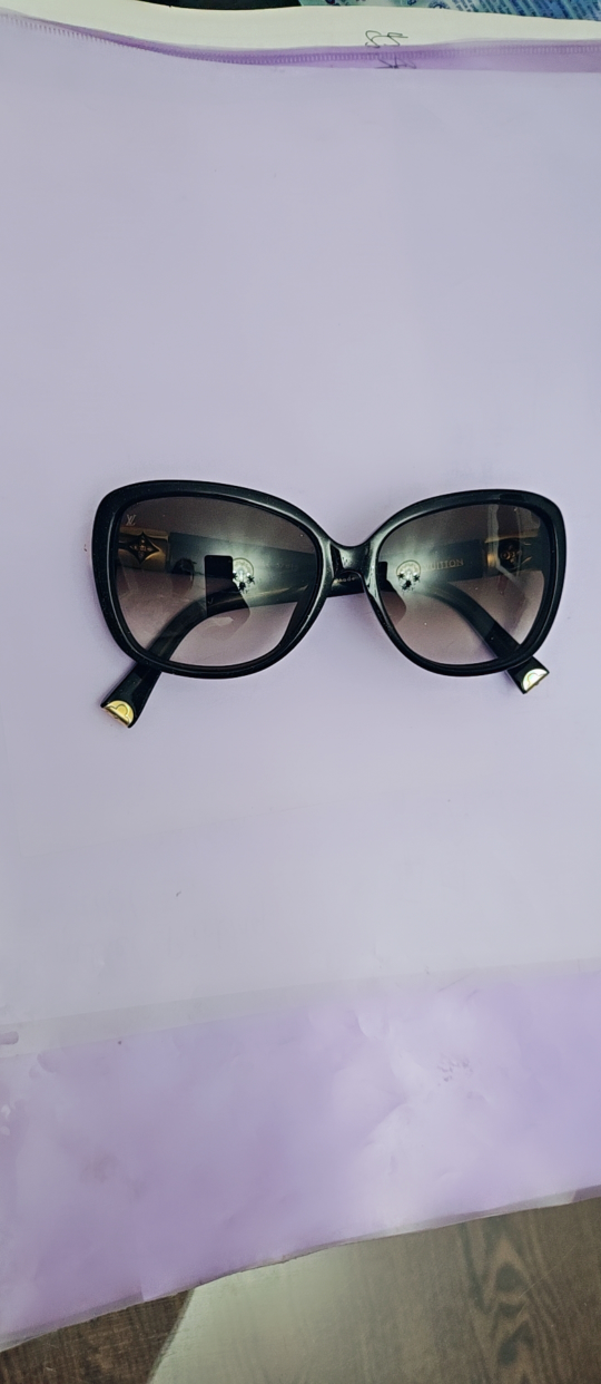 👏Louis Vuitton Sunglasses
