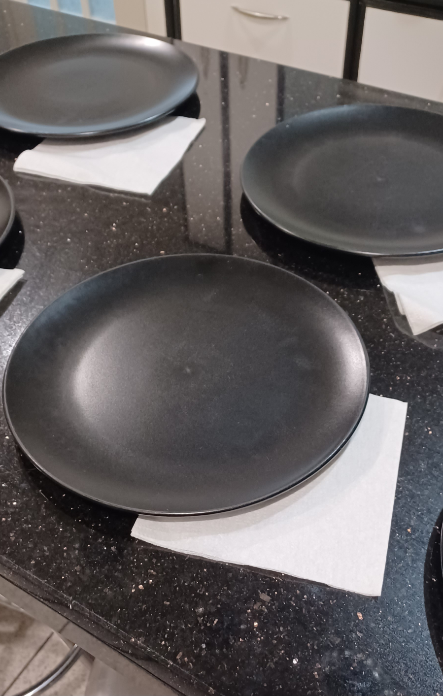 IKEA Matte Black Plates - Set of 7 - photo 2