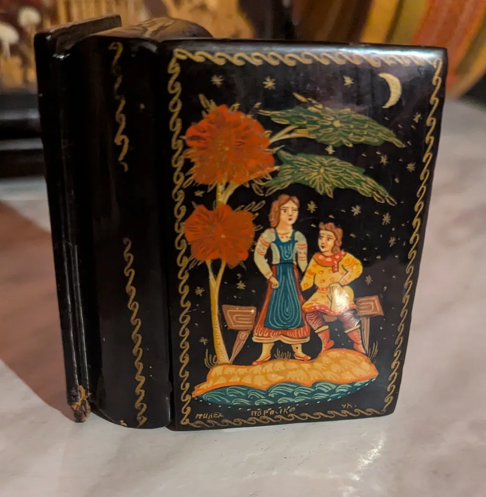 Vintage Russian Lacquer Box thumbnail