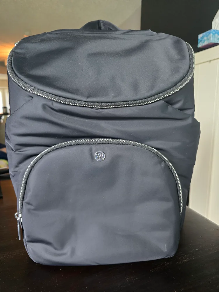 BRAND NEW  Lululemon New Parent Backpack (Diaper Bag) image indicator(6)