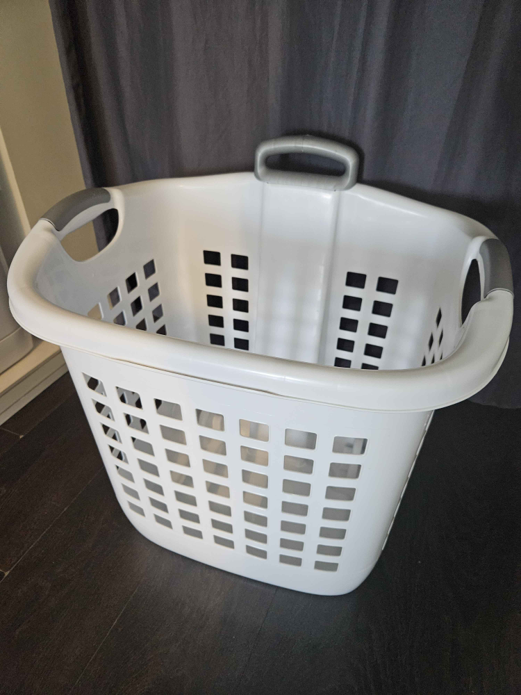 Laundry Basket with wheels