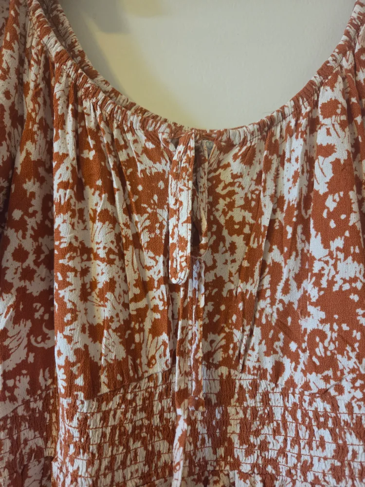 Floral Print Romper - Short Sleeve image indicator(4)