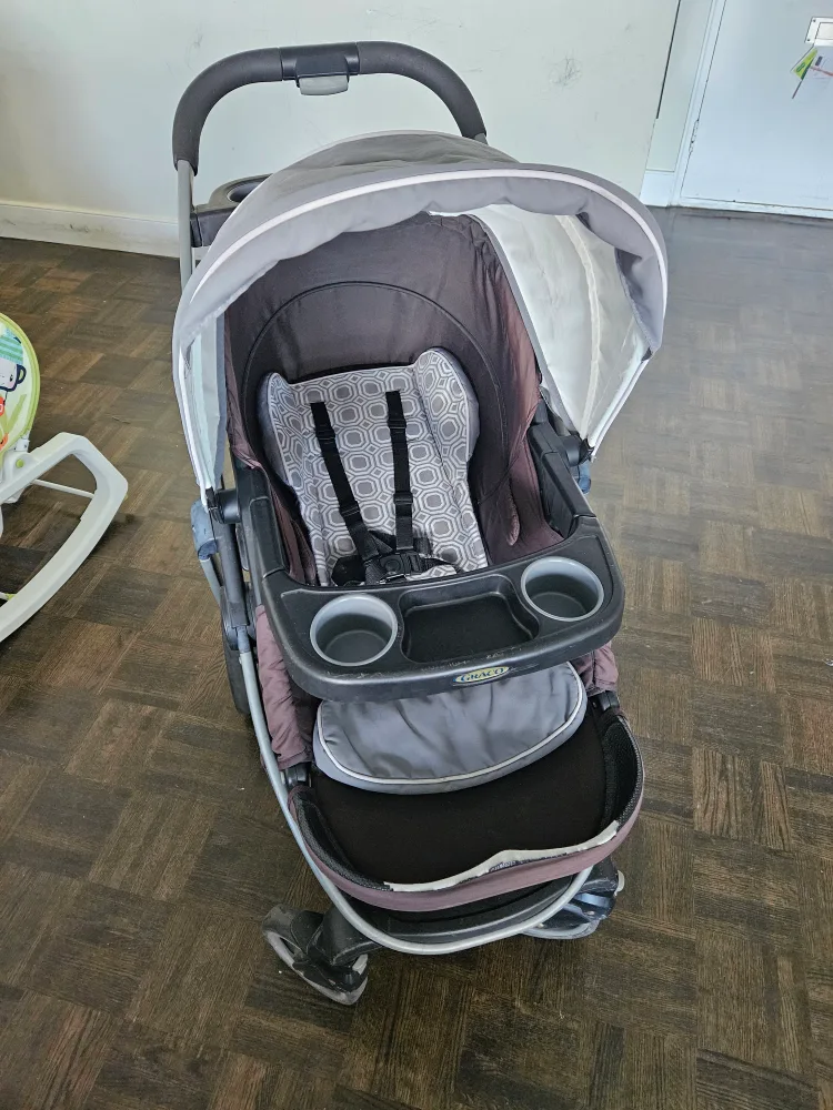 Graco Stroller - Good Condition! Ready to use. image indicator(2)