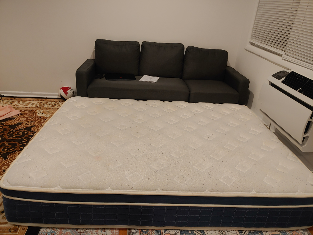 Queen size Mattress - photo 2