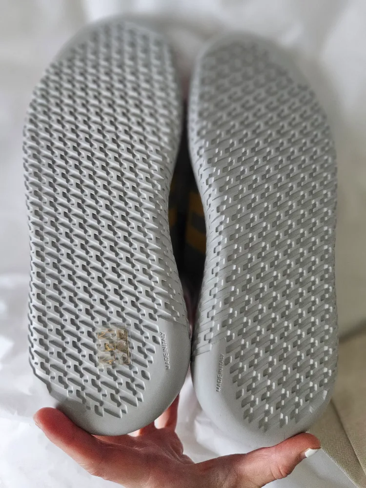 Hermès Sneakers Grey & Pink size 39 image indicator(6)