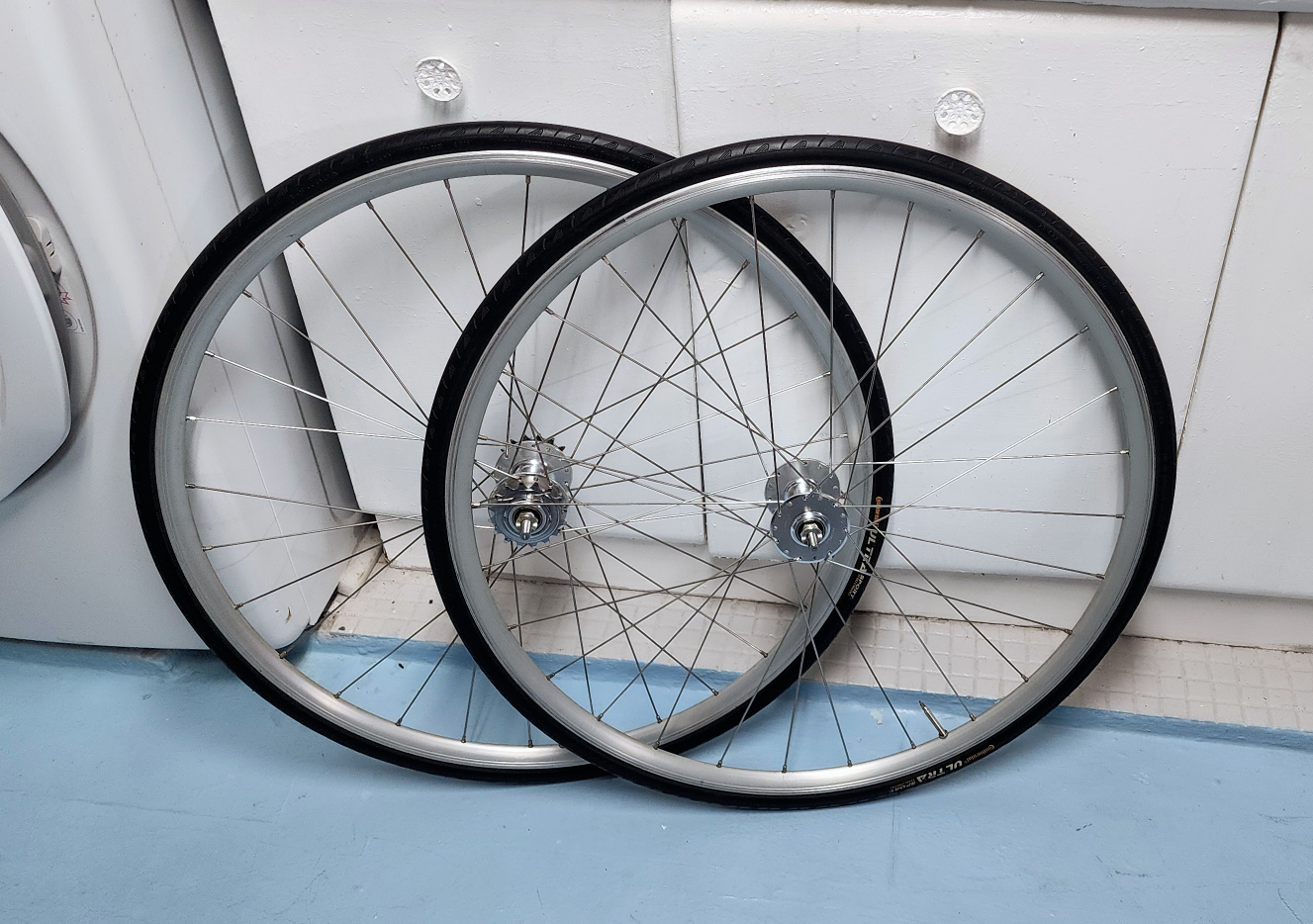 Bianchi fixed gear wheelset