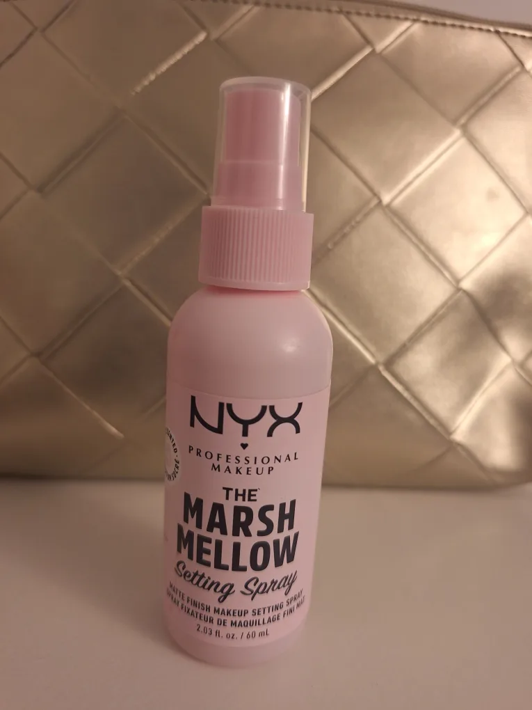 NYX Marsh Mellow Setting Spray thumbnail