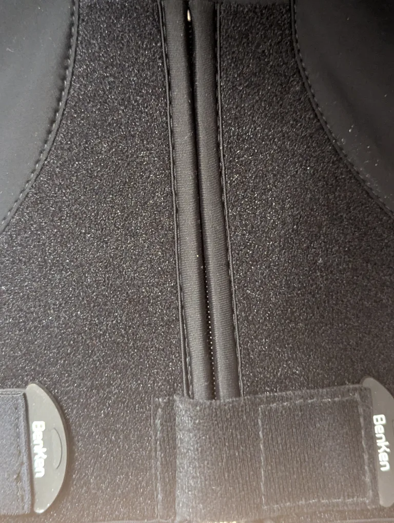 NEVER WORN unisex XXL Padded Shorts image indicator(4)