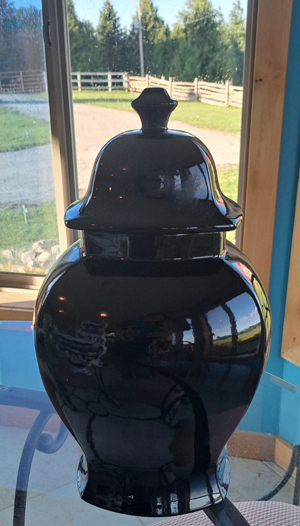 Black Ceramic Ginger Jar