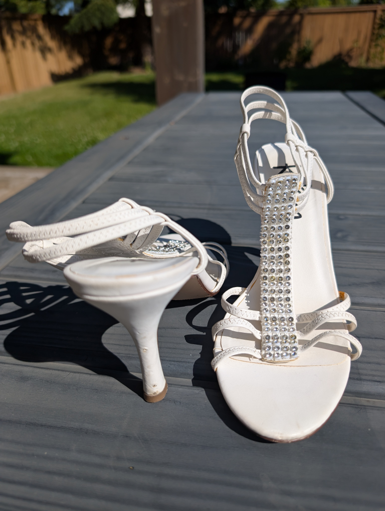 Kimchi Blue White Heels - Size 8 🧡 - photo 2