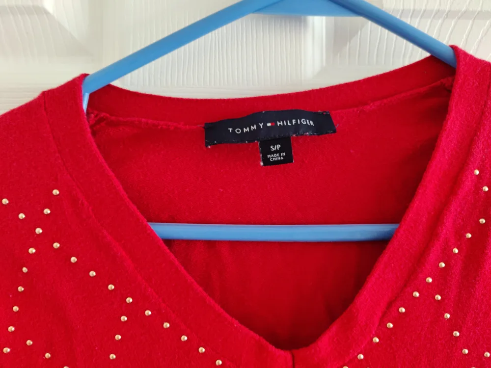 Tommy Hilfiger Red Sweater - Size S image indicator(2)