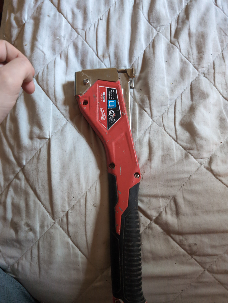 Milwaukee Stapler - photo 3