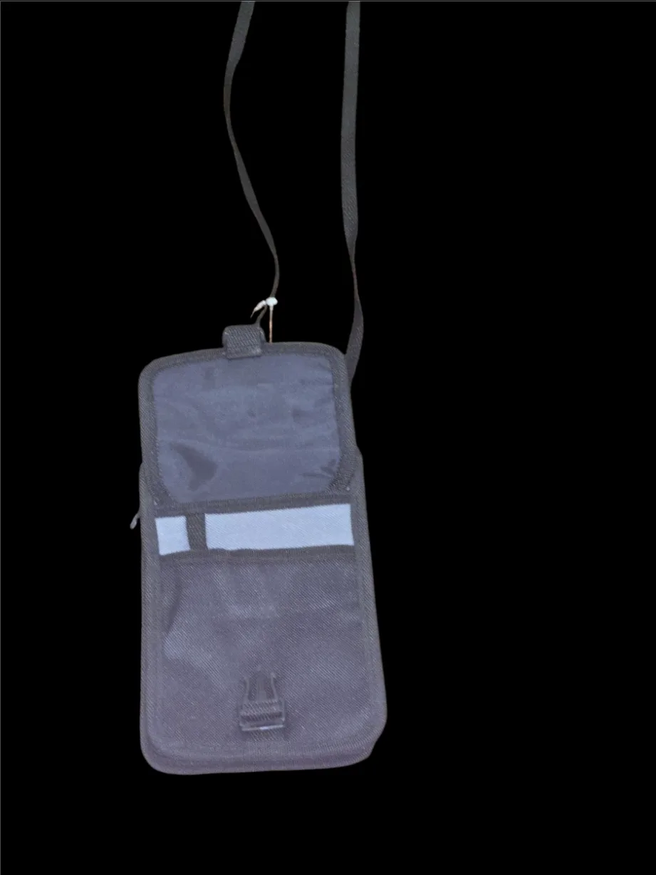 Winnie the Pooh Kids Crossbody Bag image indicator(2)