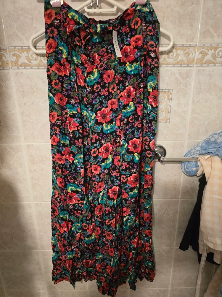 La Vie en Rose Aqua Floral Skirt - Pants - Size M/M thumbnail