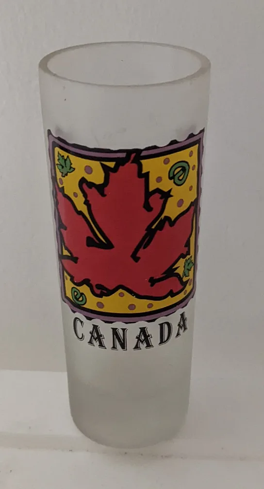 Canada Maple Leaf Shot Glass 🧡 image indicator(3)