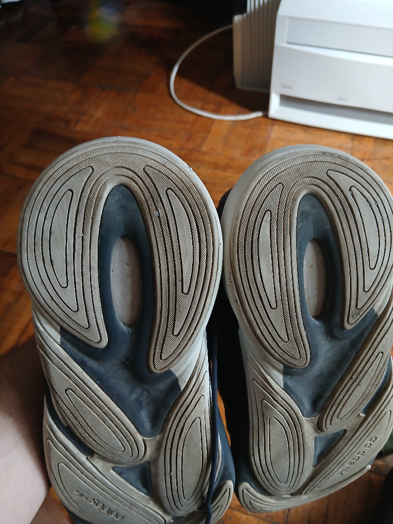 Adidas Ozelia Black Sneakers - photo 4