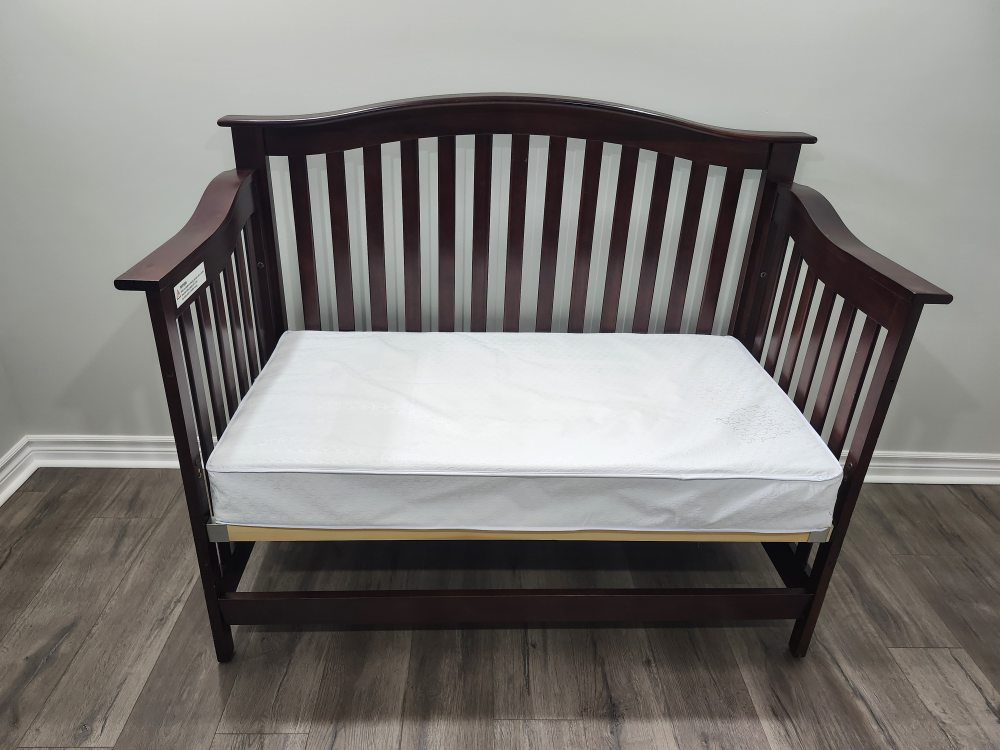Convertible Baby Crib - Dark Wood - photo 4