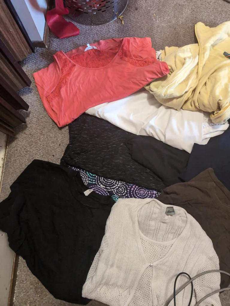 Mixed Clothing Lot - Various Sizes & Styles thumbnail