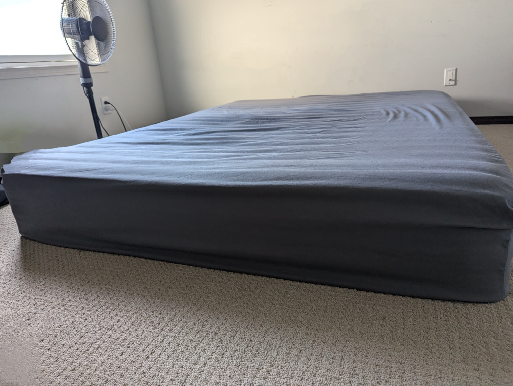 Queen Size Mattress - photo 2