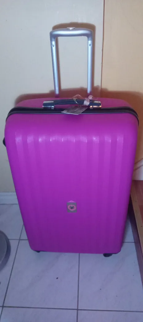 Beverly Hills Polo Club Pink Suitcase thumbnail