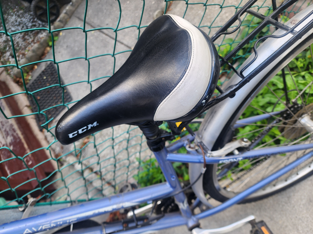 CCM Avenue Bike - Shimano 6 Speed - photo 2