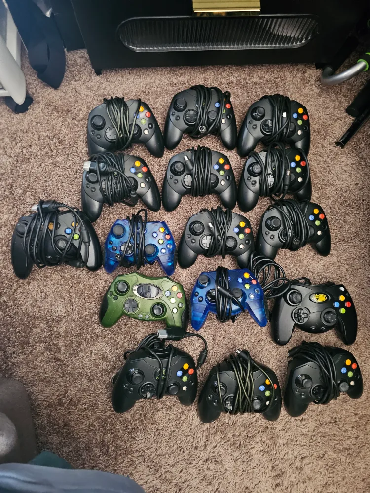 Xbox Original Controllers $30 Each thumbnail