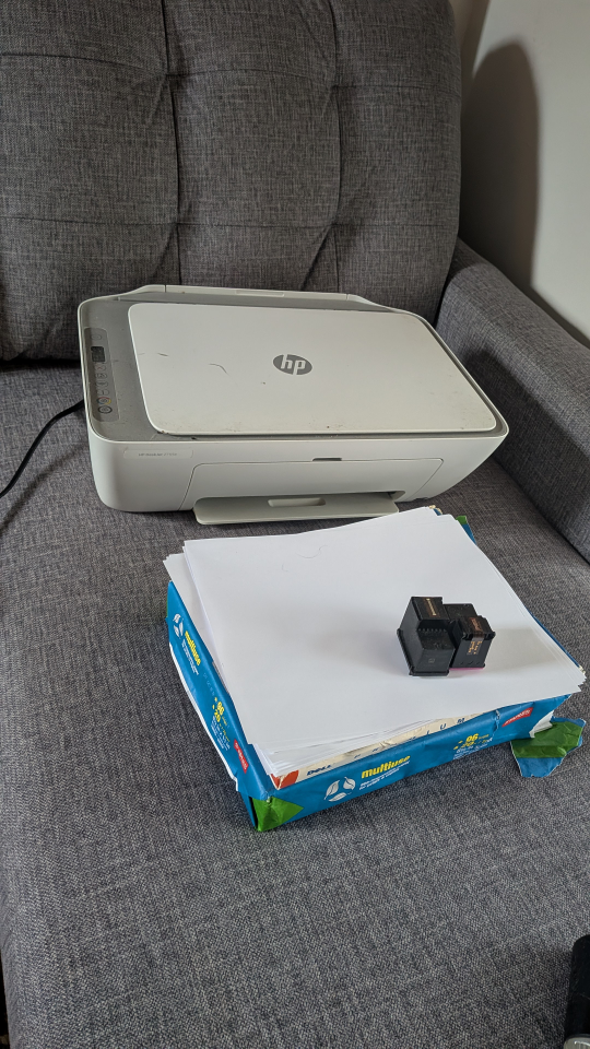 HP DeskJet 2740e Printer