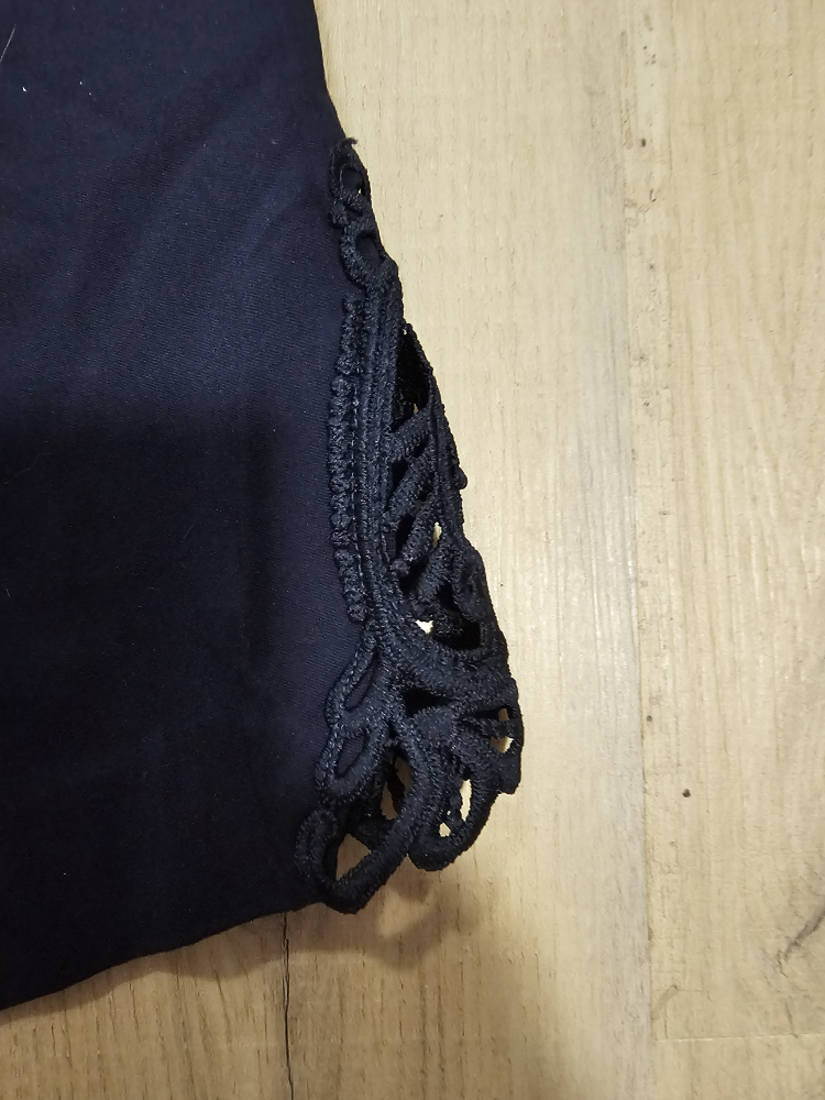 Cleo Petites Slim Capri Pants - L  NWT - photo 2