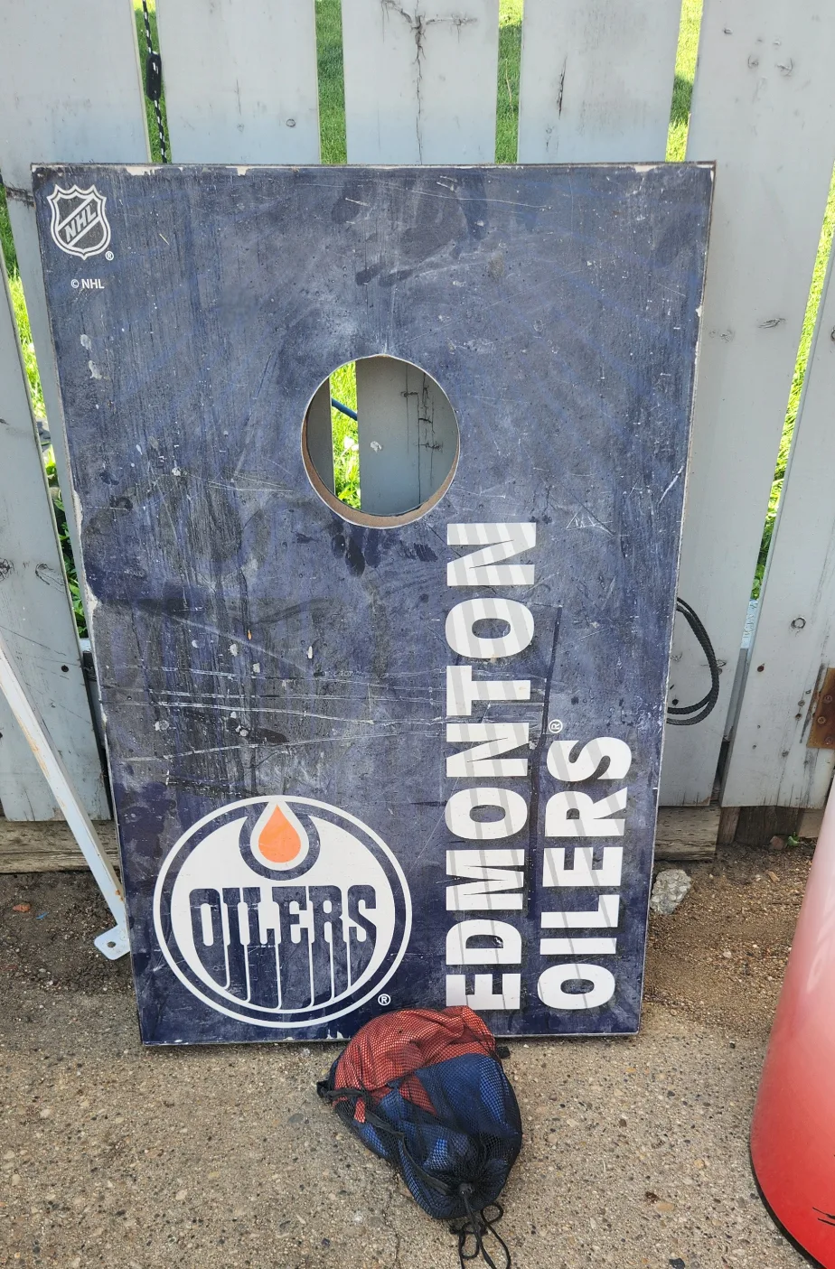 Edmonton Oilers Cornhole Board w/ Bean Bags thumbnail