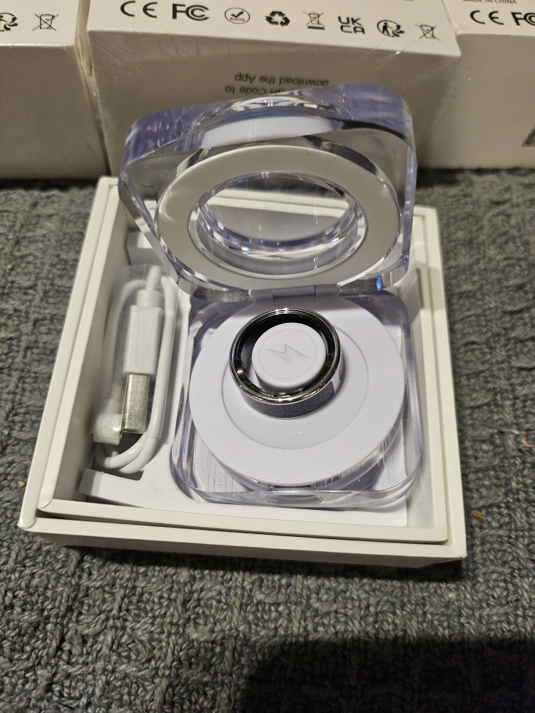 Brand new 2025 Smart Screen Rings health/sleep tracker - photo 4