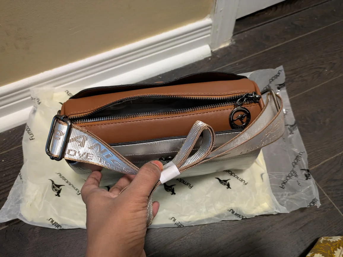 brand new stylish Silver  women's Crossbody Bag image indicator(8)