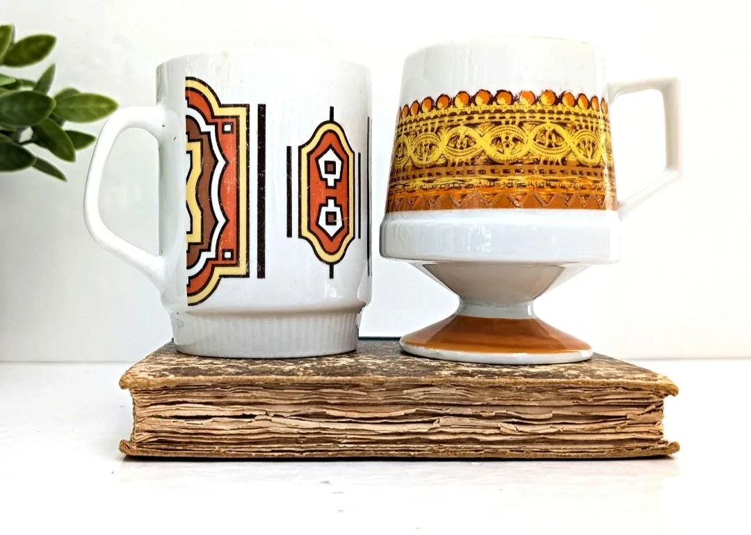 Funky Retro Ceramic Coffee Mugs ~ Sold as Pair image indicator(3)