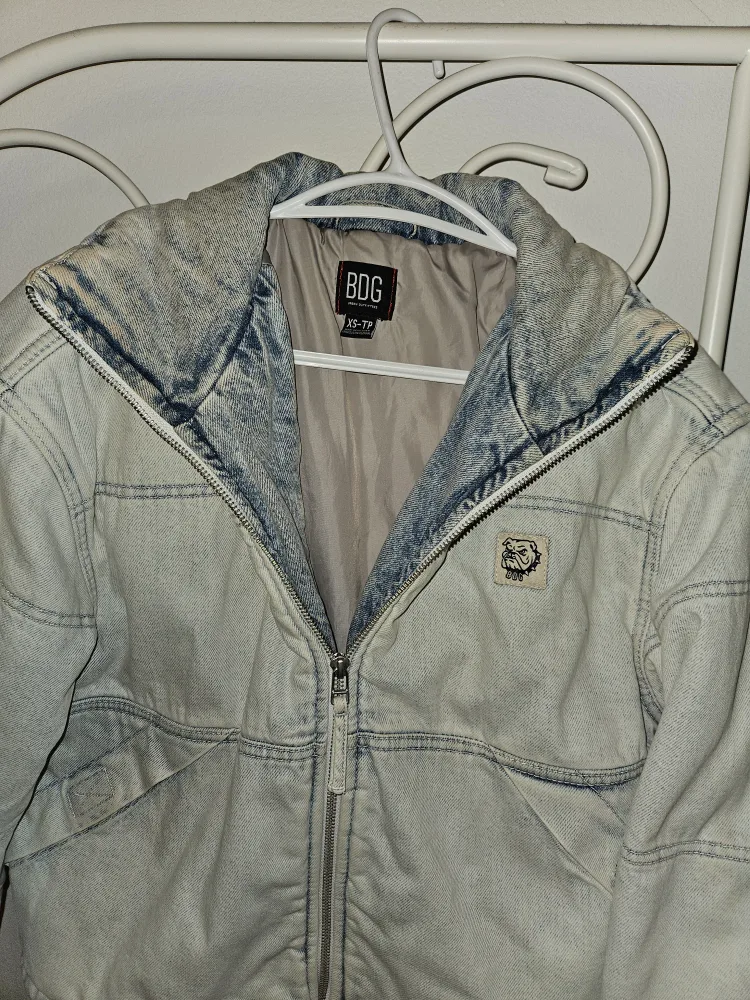 BDG Denim Puffer Jacket XS image indicator(2)